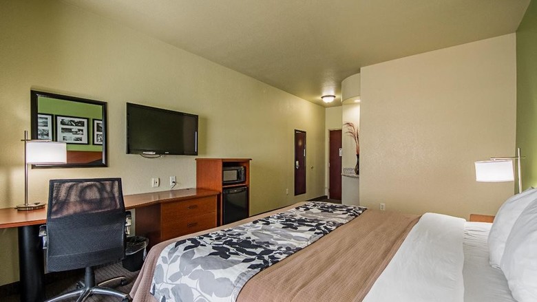 Hotel Sleep Inn & Suites