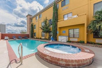 Hotel La Quinta Inn Dallas Lbj Central