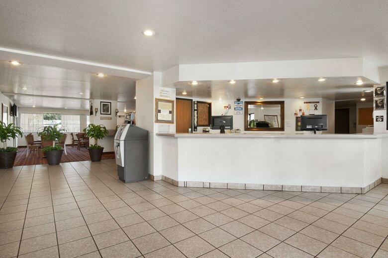 Hotel Super 8 Austin North