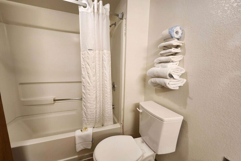Hotel Super 8 Austin North