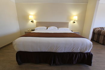 Hotel Americas Best Value Inn & Suites