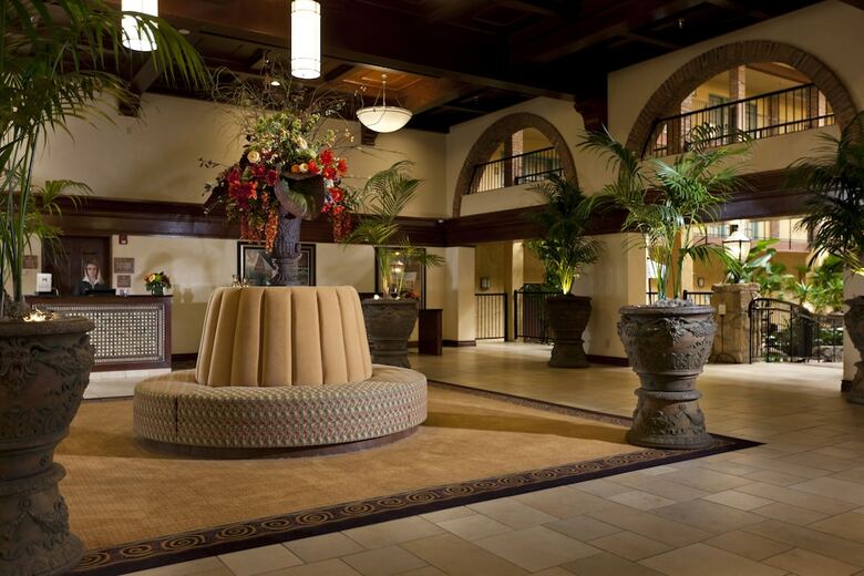 Hotel Embassy Suites Lubbock