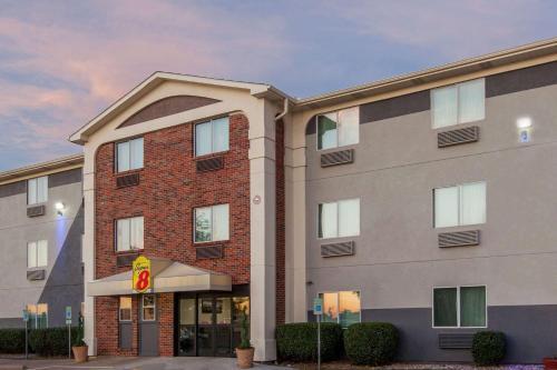 Hotel Super 8 Bedford