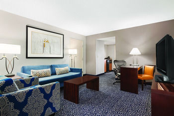 Hotel Embassy Suites Louisville