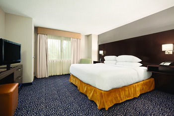 Hotel Embassy Suites Louisville