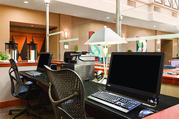 Hotel Embassy Suites Louisville