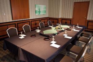 Hotel Embassy Suites Louisville