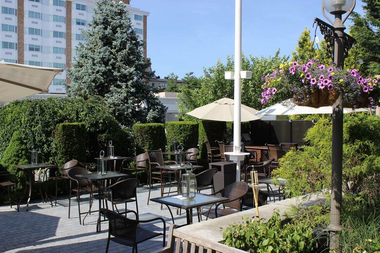 Garden City Hotel