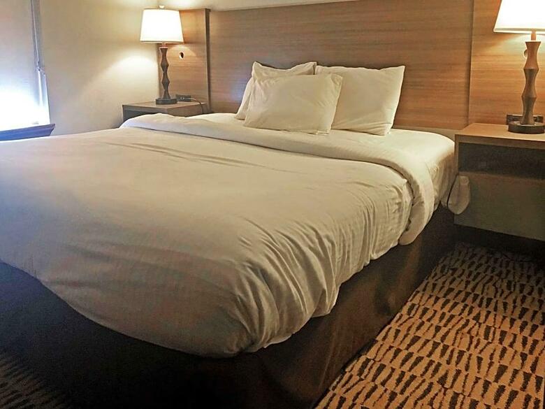 Hotel Hawthorn Suites