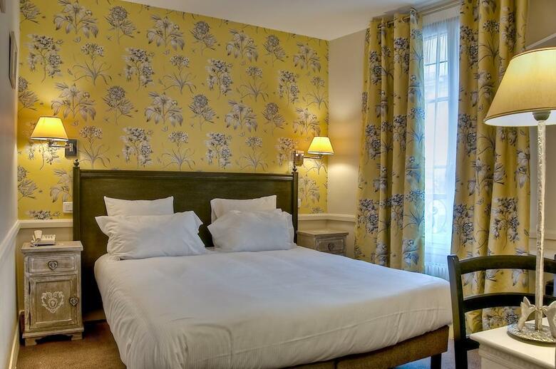 Hotel De La Motte Picquet
