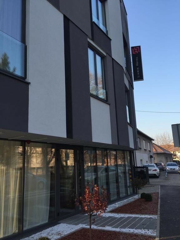 Livris Hotel