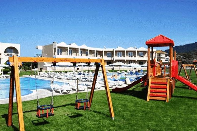 Hotel Emerald Studio And Apartments