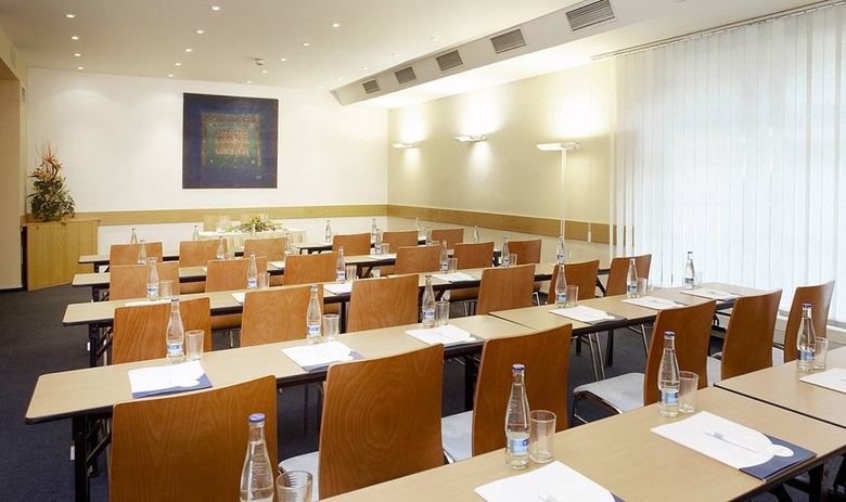 Comfort Hotel Prague City East