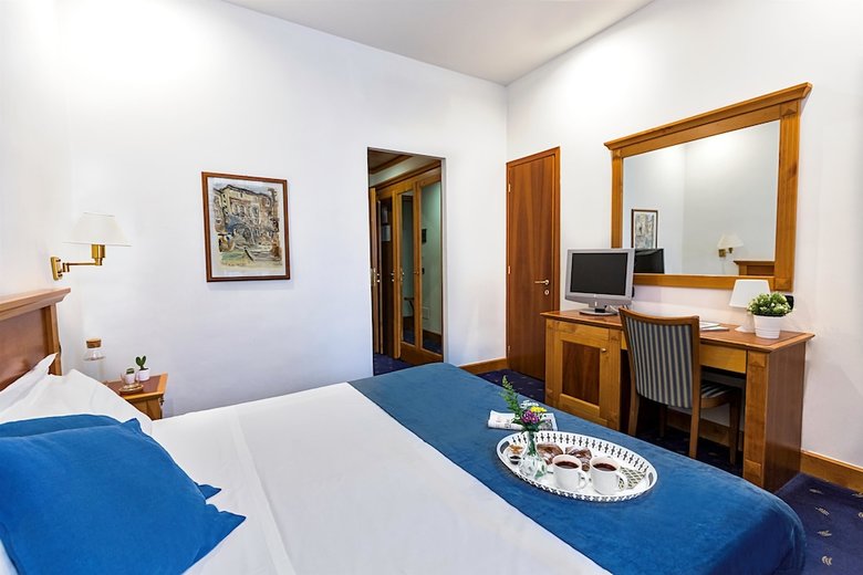Hotel Diplomatic