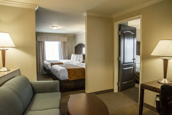 Hotel Comfort Suites
