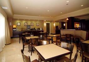Hotel Comfort Suites