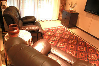 Albergue Tladi Lodge