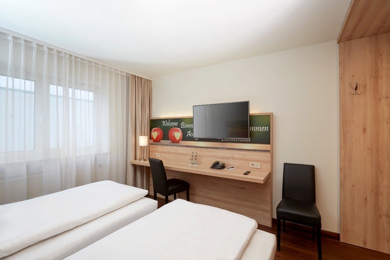 Hotel H+ Stuttgart Herrenberg