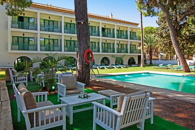 Hotel Oromana