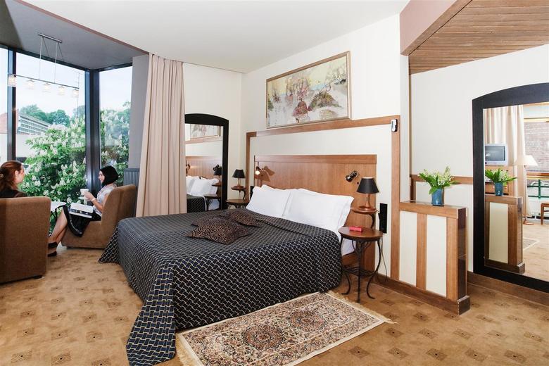 Hotel Best Western Santakos