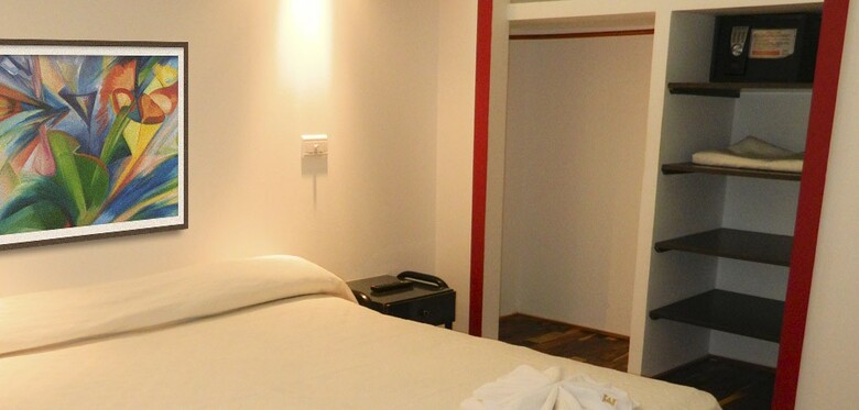Ananqu� Hotel