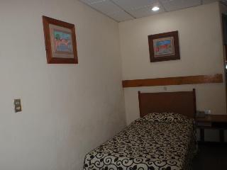 Del Paseo Hotel(hdo)