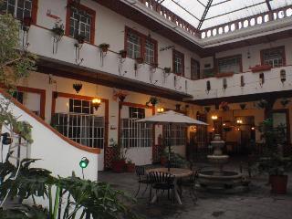 Del Paseo Hotel(hdo)