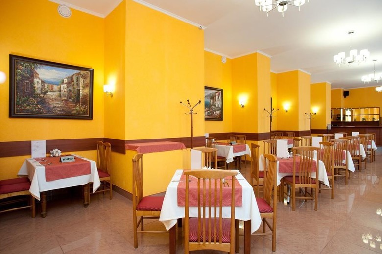 Tourist Hotel