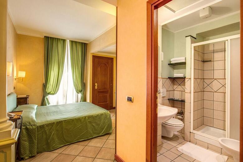 Hotel Montreal