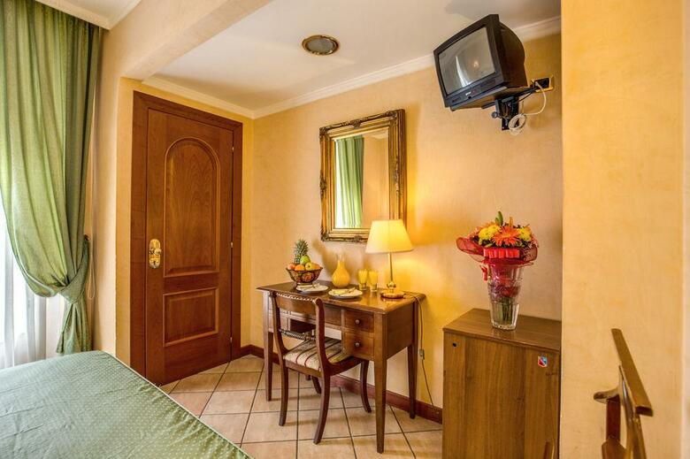 Hotel Montreal