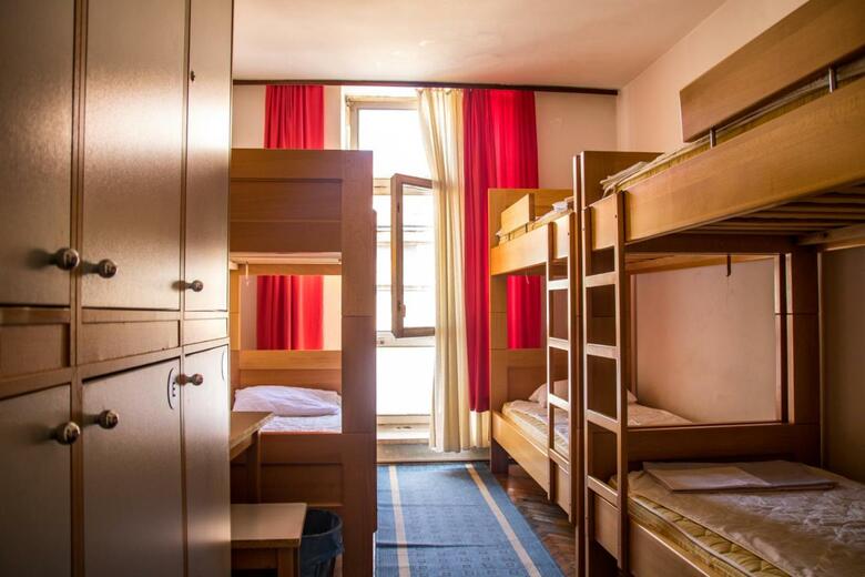Hostal Zagreb Youth Hostel