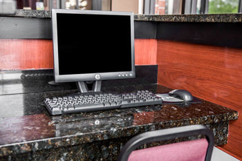 Hotel Comfort Inn Airport
