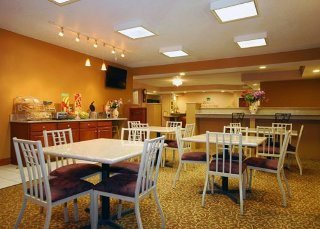 Hotel Quality Inn & Suites