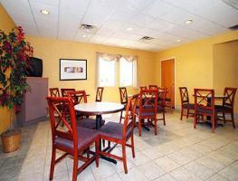 Hotel Sleep Inn & Suites