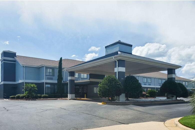 Hotel Comfort Inn