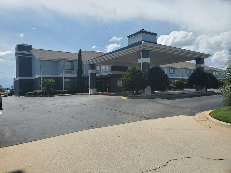 Hotel Comfort Inn