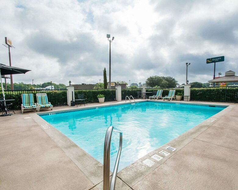 Hotel Comfort Inn