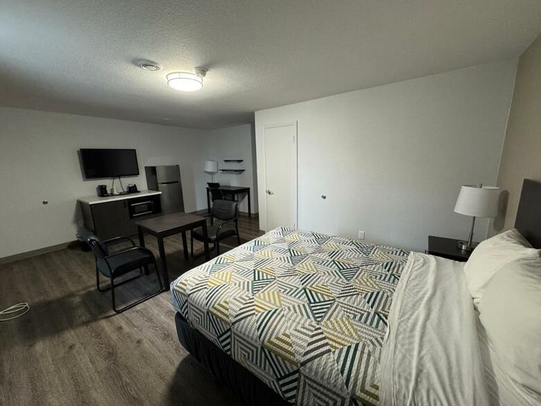 Hotel Studio 6 Suites Vancouver Wa Waterfront