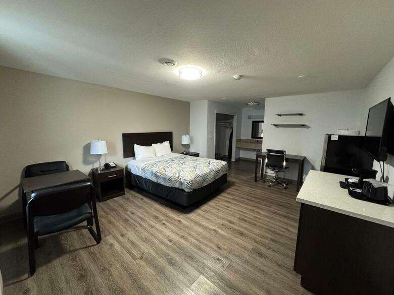 Hotel Studio 6 Suites Vancouver Wa Waterfront