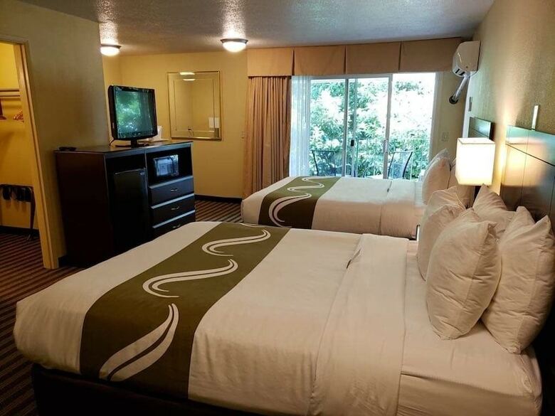 Hotel Quality Inn And Suites
