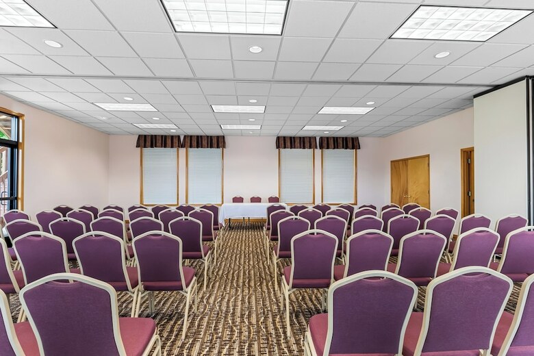 Hotel Quality Inn And Suites
