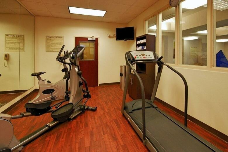 Hotel Comfort Suites