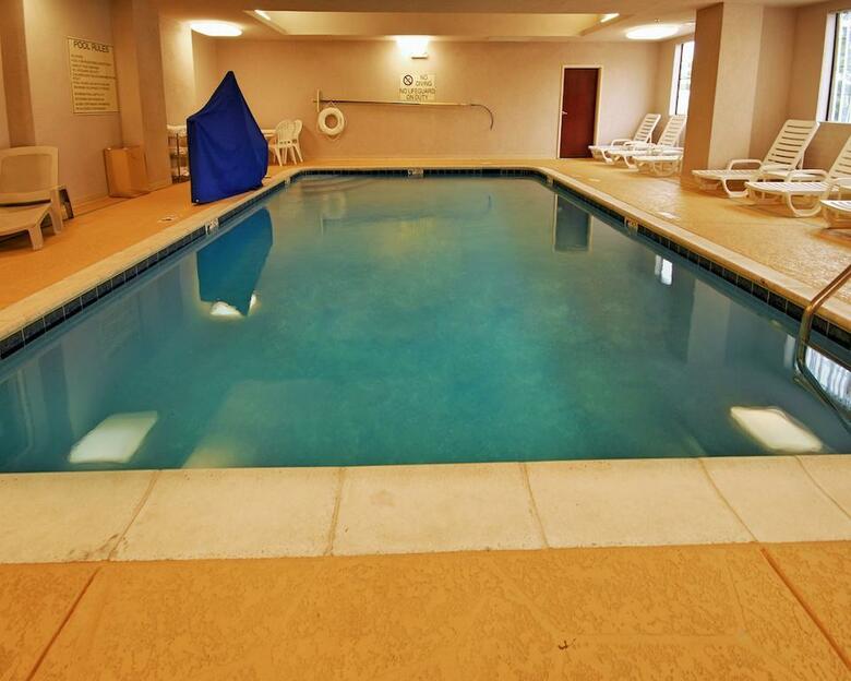 Hotel Comfort Suites