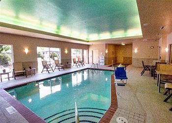 Hotel Comfort Suites