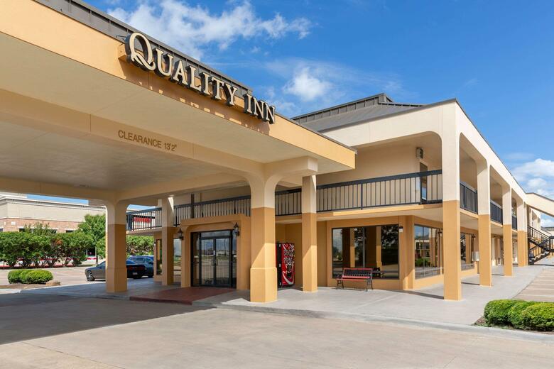 Hotel Quality Inn At Arlington Highlands