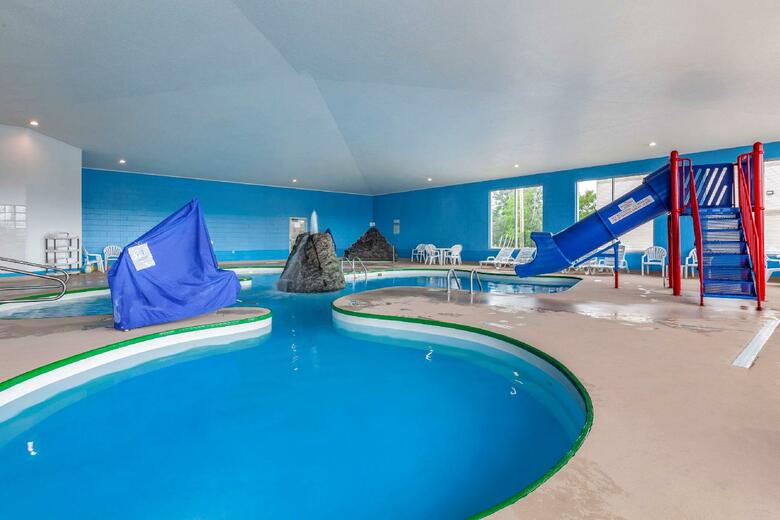 Hotel Comfort Suites (escanaba)