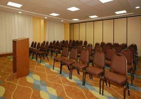 Hotel Comfort Suites