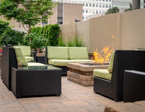 Hotel Doubletree By Hilton Cleveland Downtown Lakeside