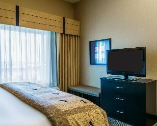 Hotel Cambria Suites