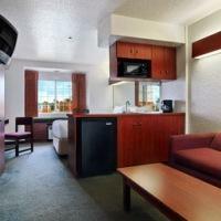 Hotel Microtel Inn & Suites